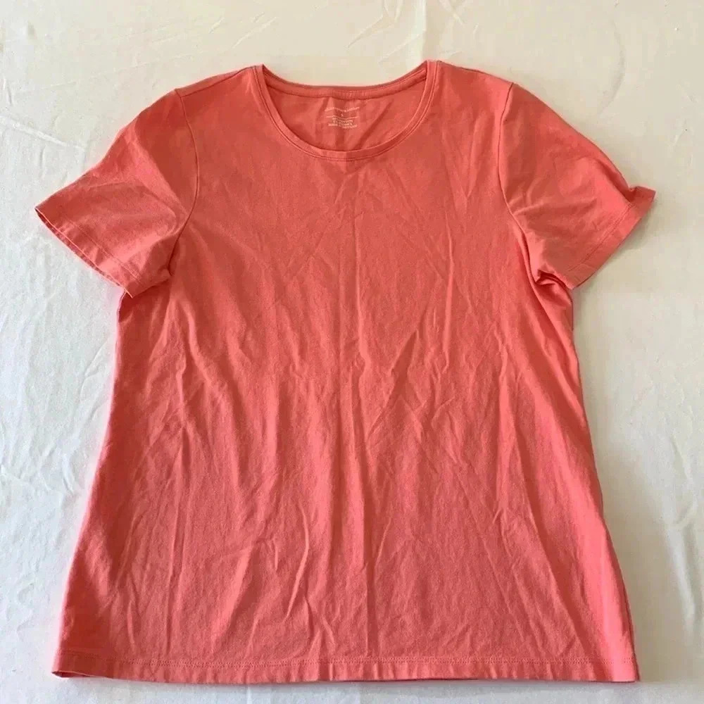 Christopher & Banks women’s small tee shirt EUC